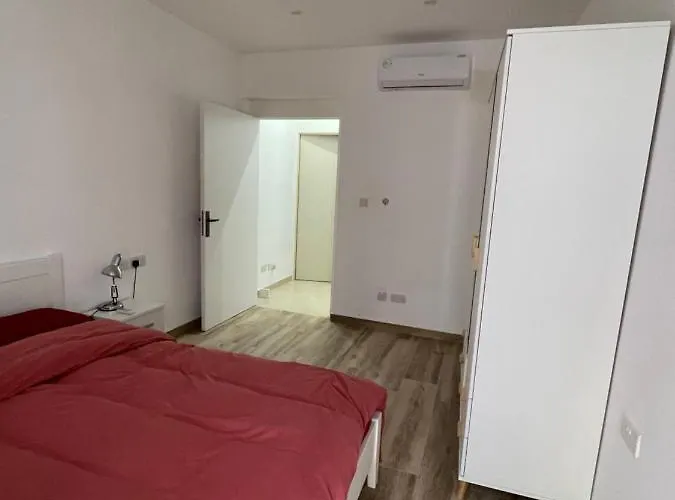 Brand New Of Two Bedrooms In * 슬리에마