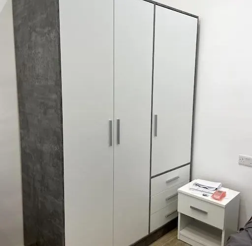 아파트 Brand New Of Two Bedrooms In *