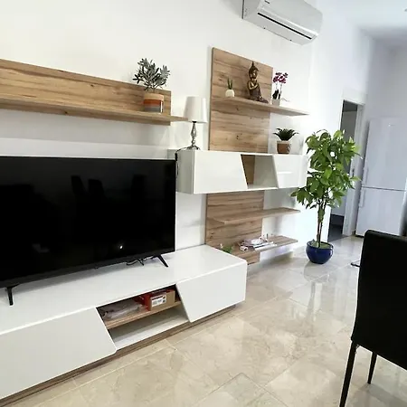 Appartement Brand New Of Two Bedrooms In *